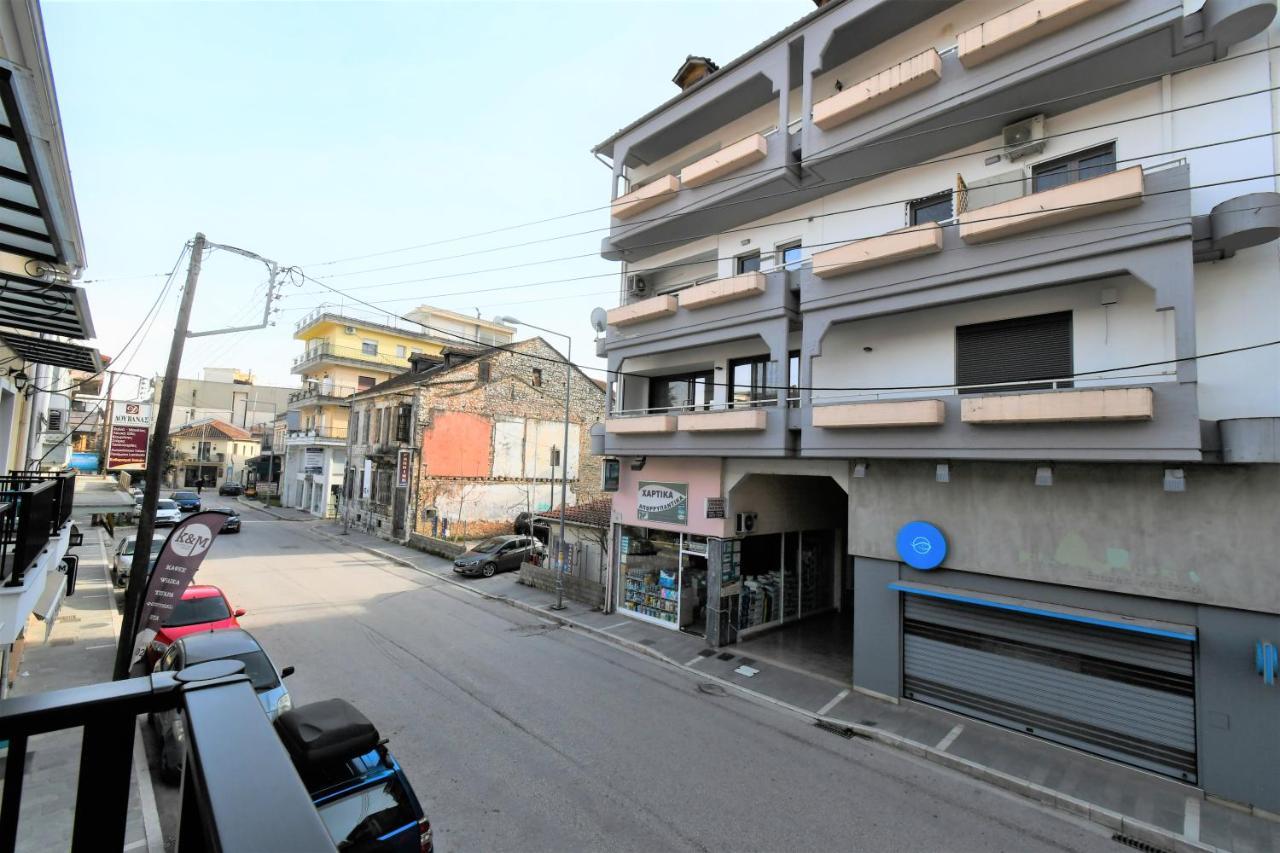 Comfy And Stylish Apt2 Ioannina Ngoại thất bức ảnh