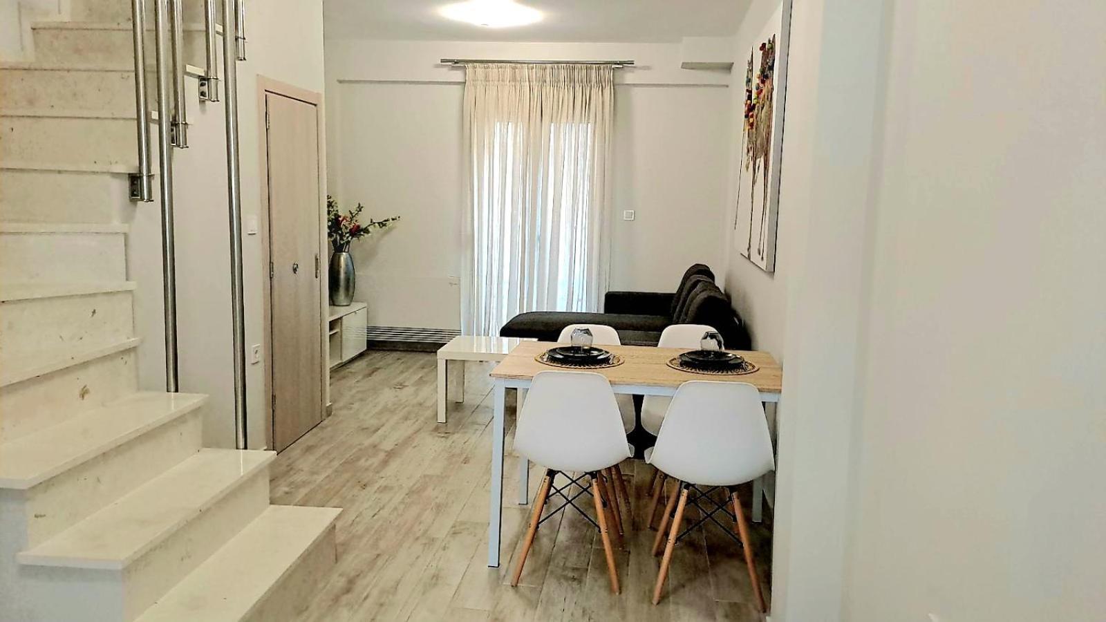 Comfy And Stylish Apt2 Ioannina Ngoại thất bức ảnh